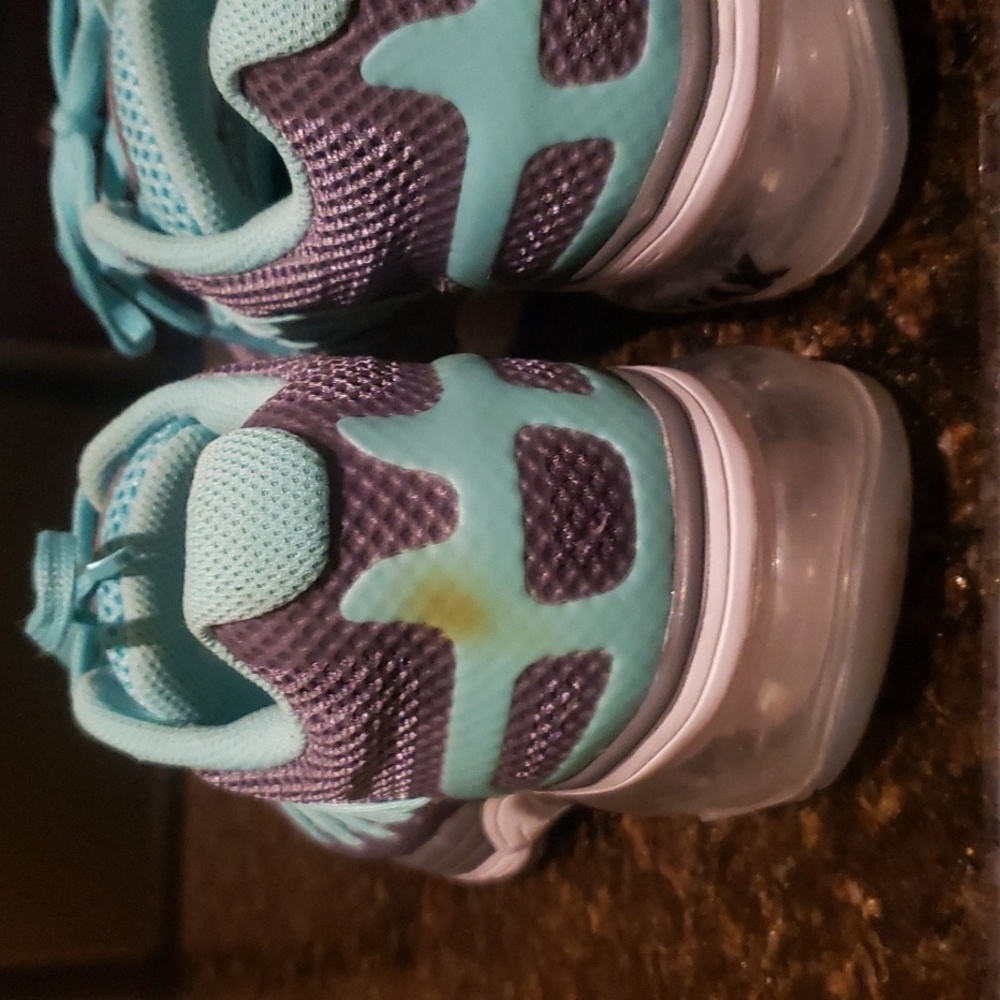Nike Ladies Excellerate 3 Athletic Shoes - Picture 6 of 8